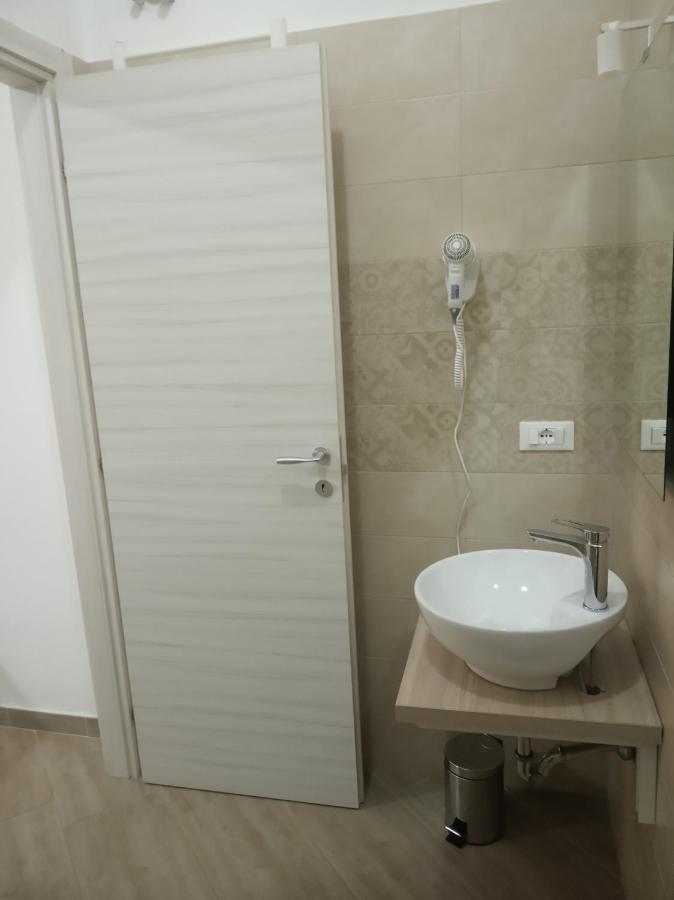 Mediterranea Guest House ปอร์โตเชซาเรโอ ภายนอก รูปภาพ